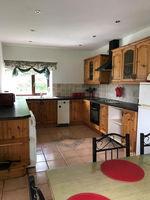 Castlegregory-Seaside 2 Bedroomed Cottage Exterior foto